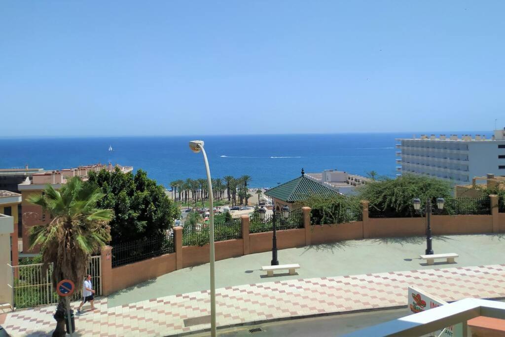 Mercedes 2 Bedroom, Sea Views Апартаменты Торремолинос
